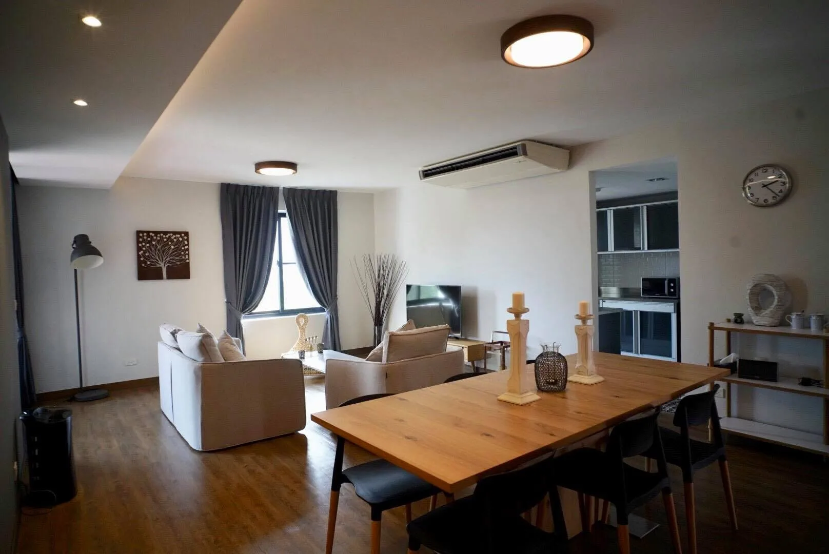 Property photos for Lily House