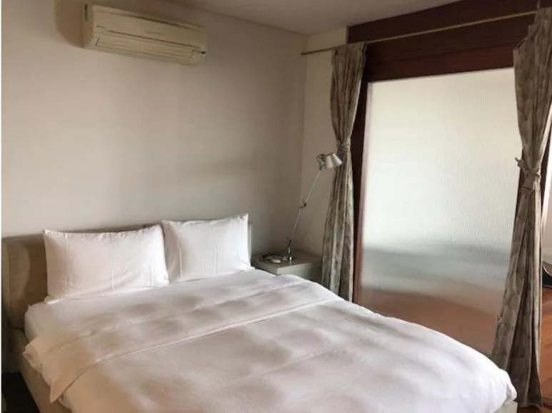 Property photos for Hansar Rajdamri