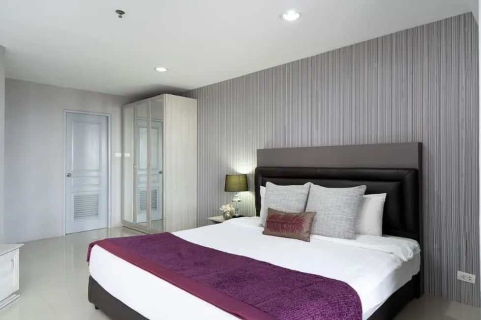 Property photos for The Waterford Diamond