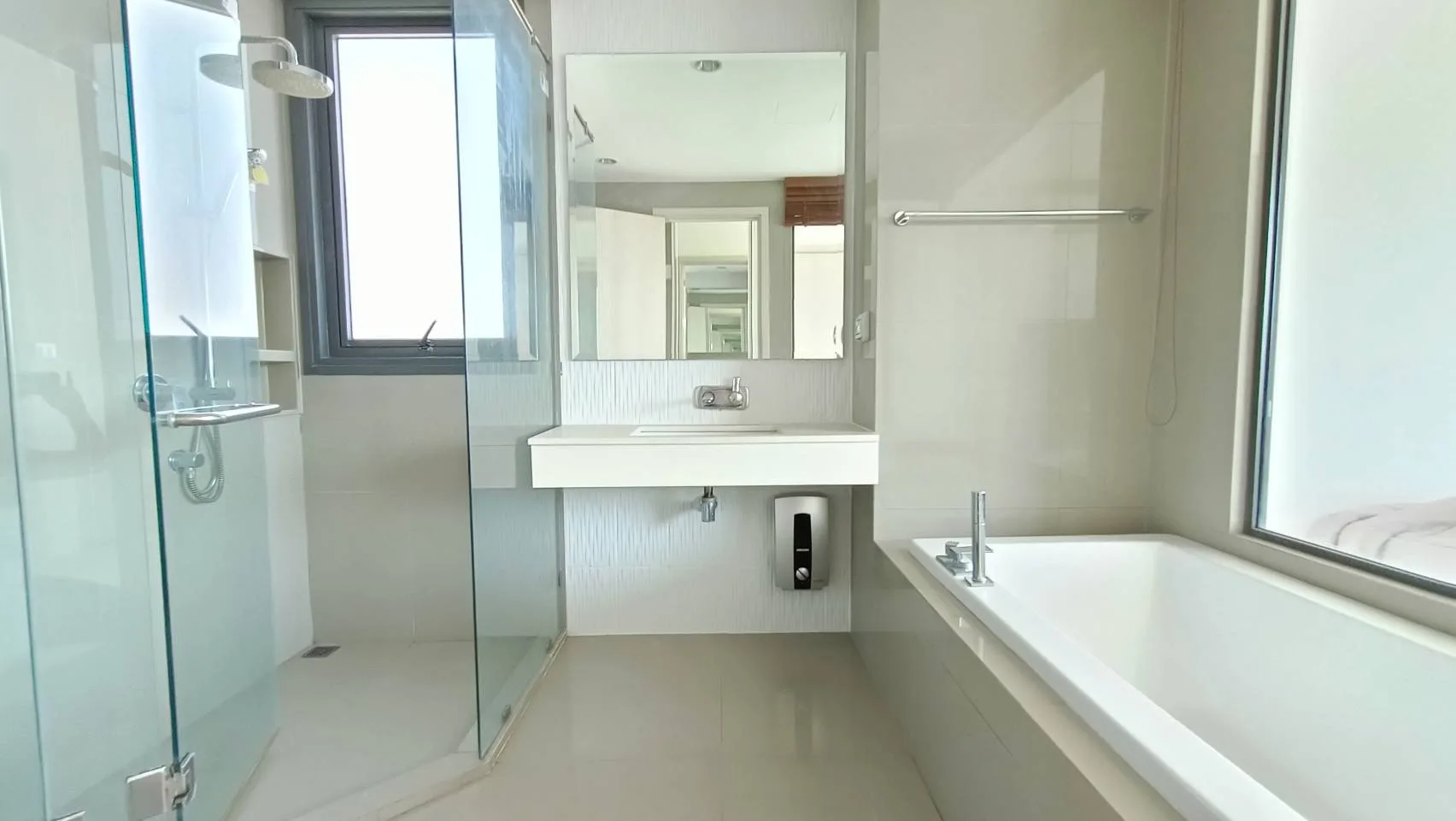 Property photos for Rhythm Sukhumvit 42