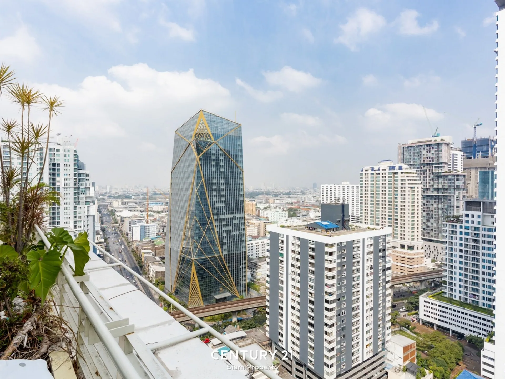 Property photos for Baan Klang Krung Siam - Pathumwan