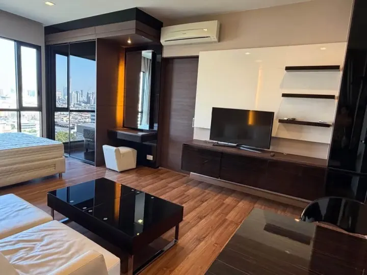 Property photos for Ivy Ampio