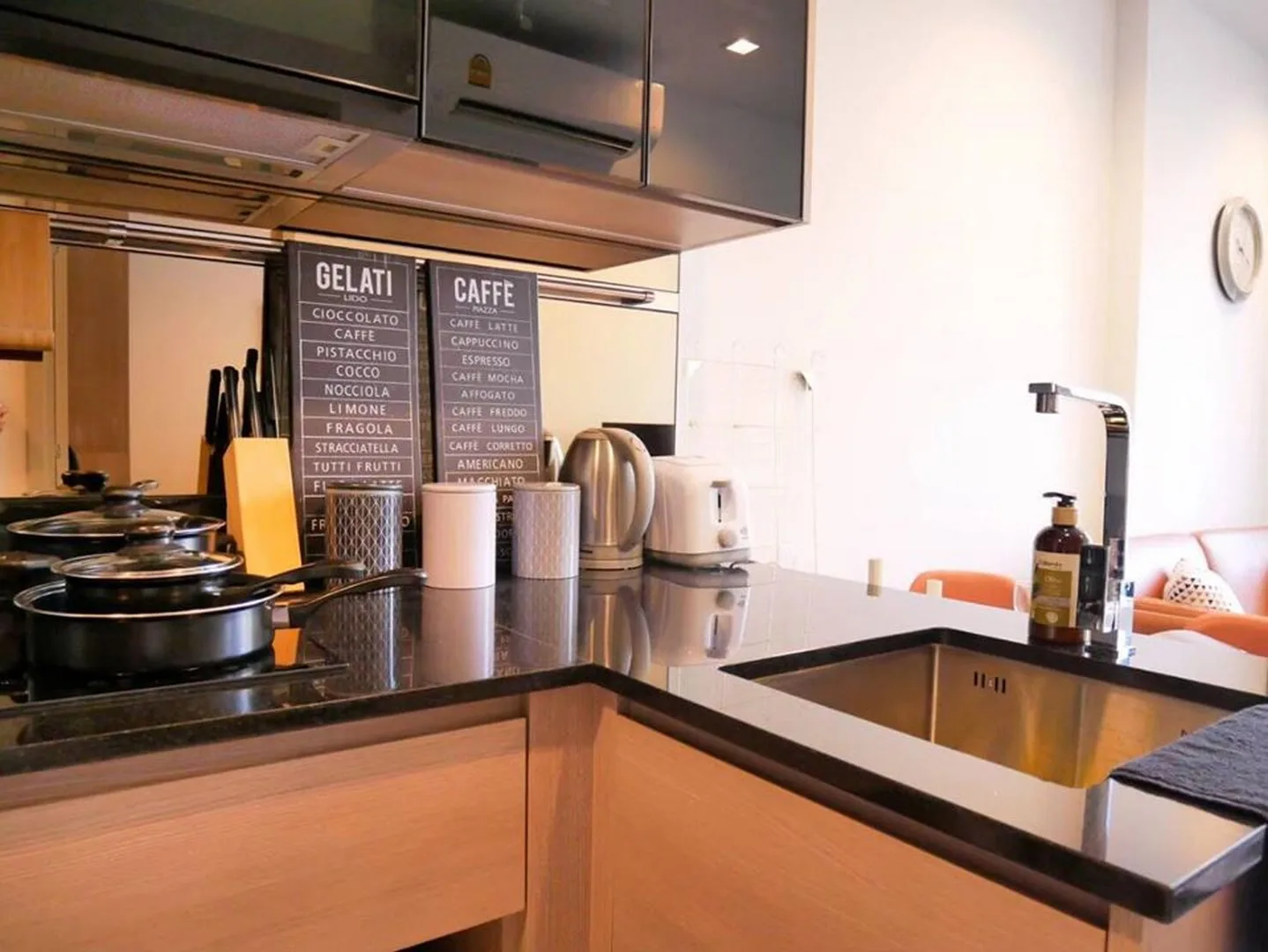 Property photos for The Line Asoke - Ratchada