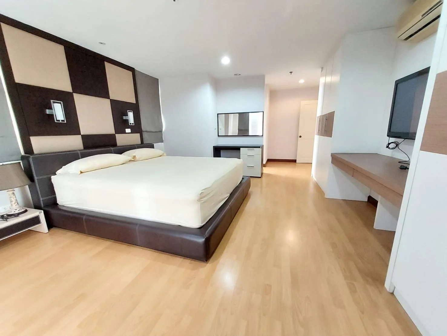 Property photos for Serene Place Sukhumvit 24