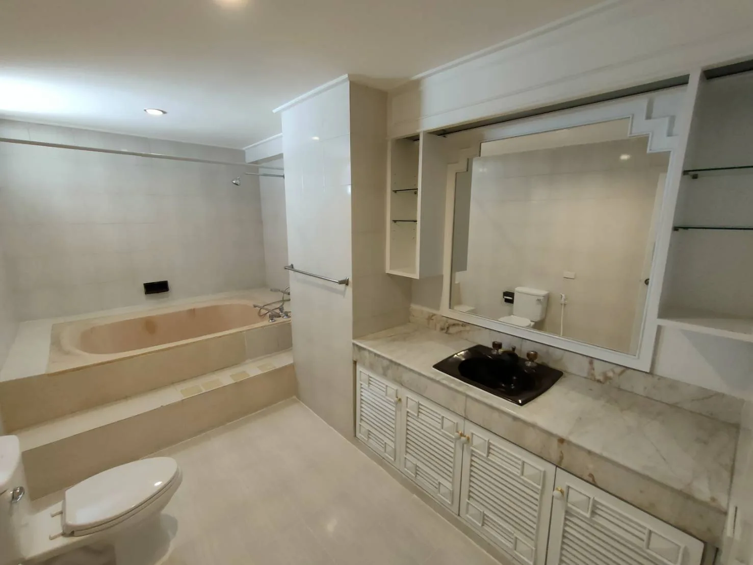 Property photos for Govind Tower