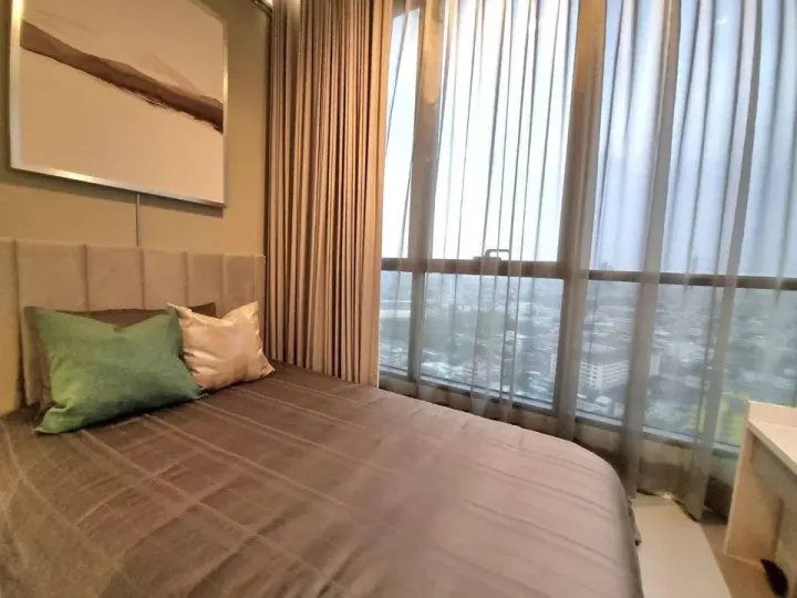 Property photos for The Room Sathorn - St.Louis