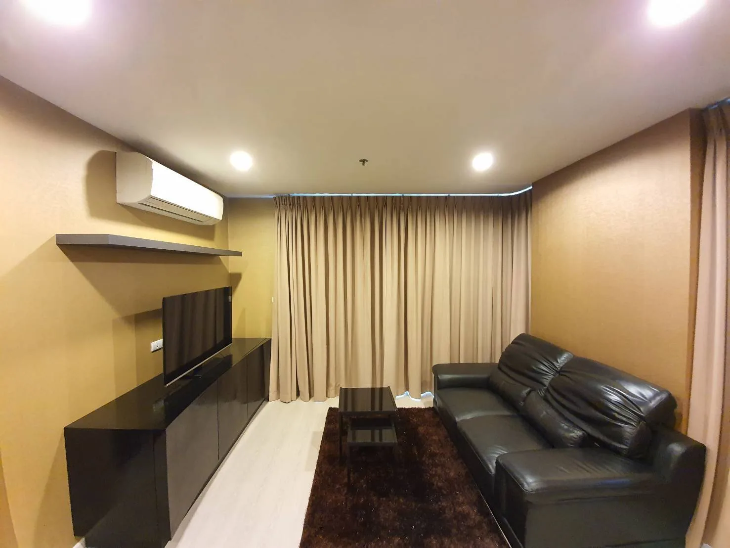 Property photos for Rhythm Sathorn - Narathiwas