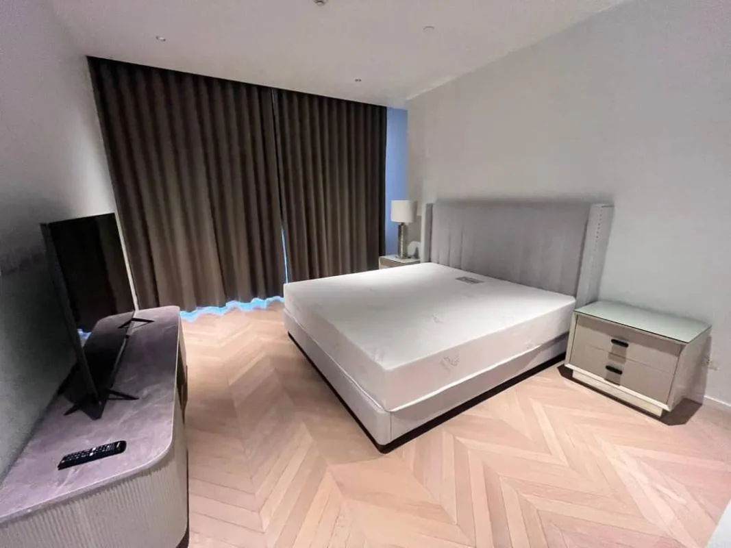 Property photos for Four Seasons Private Residences Bangkok
