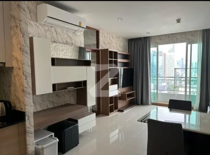 Property photos for Circle Condominium