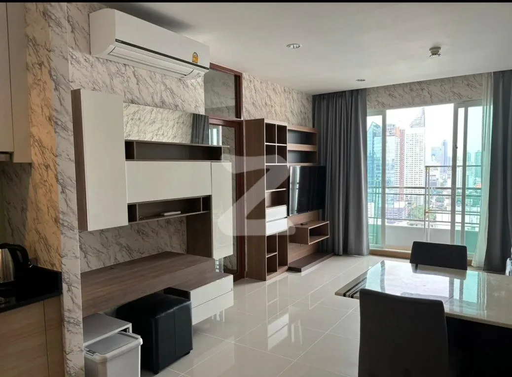 Property photos for Circle Condominium