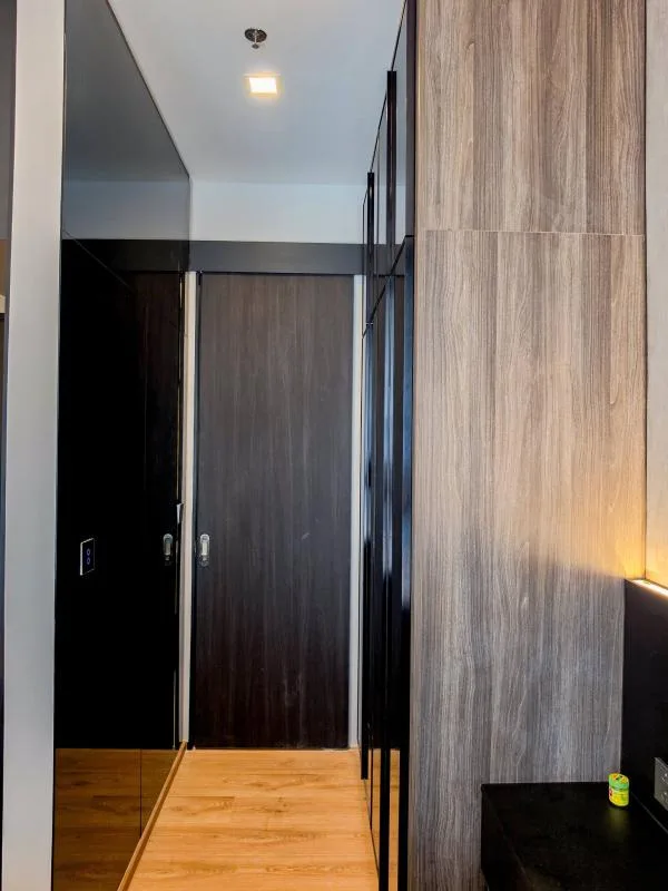 Property photos for Noble Around Ari