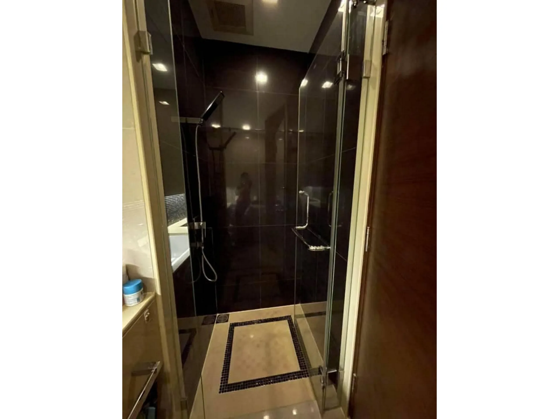 Property photos for The Address Asoke
