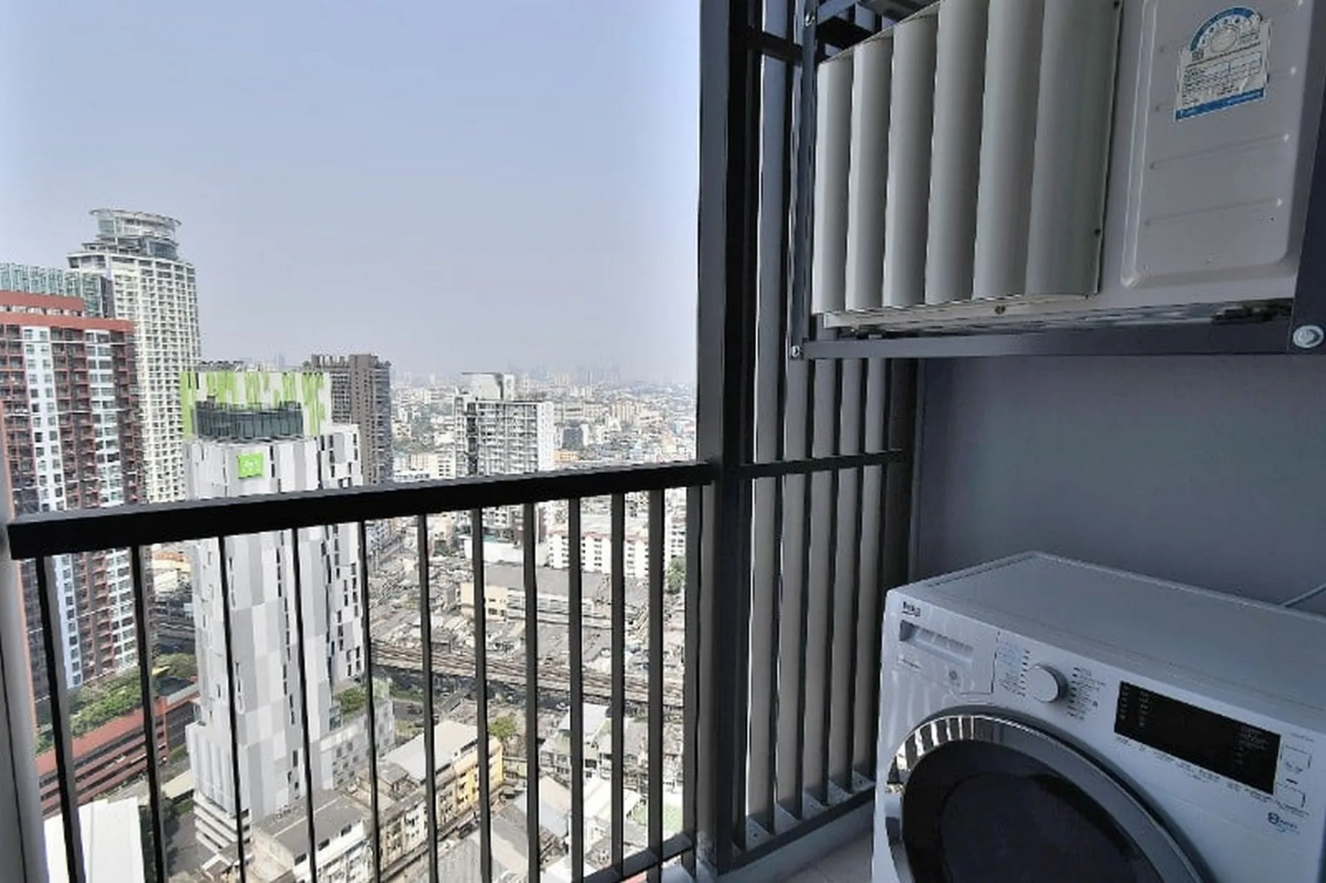 Property photos for Life Sukhumvit 48