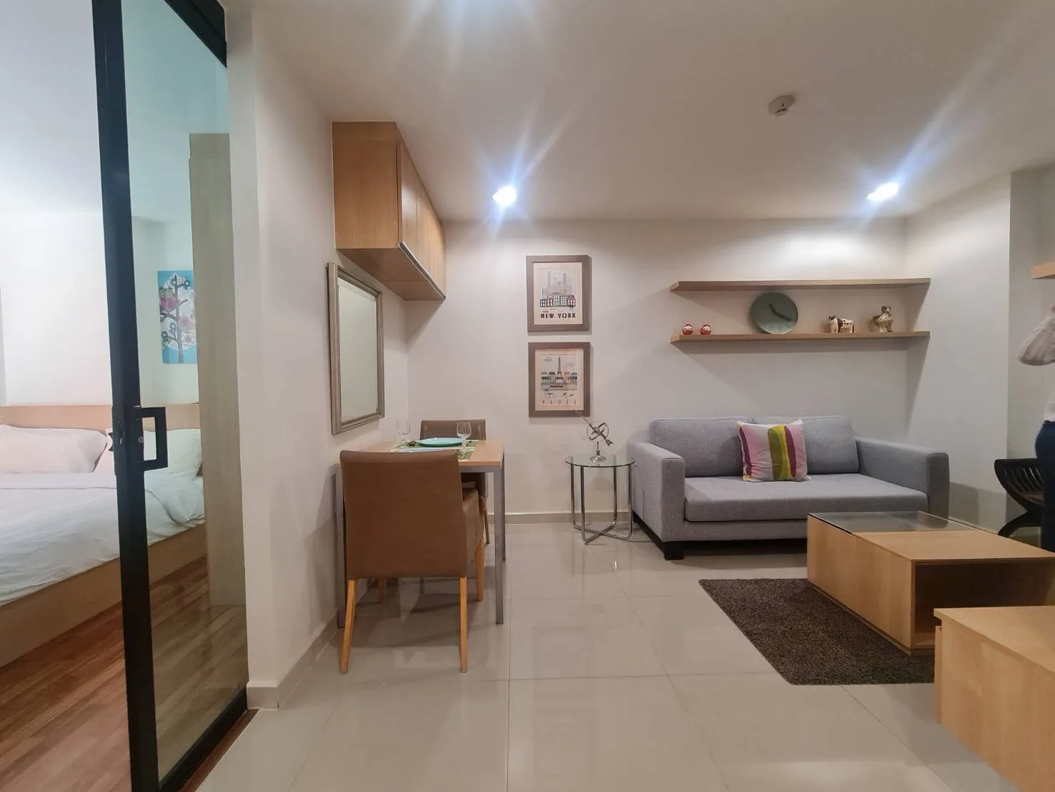 Property photos for Zenith Place Sukhumvit 42