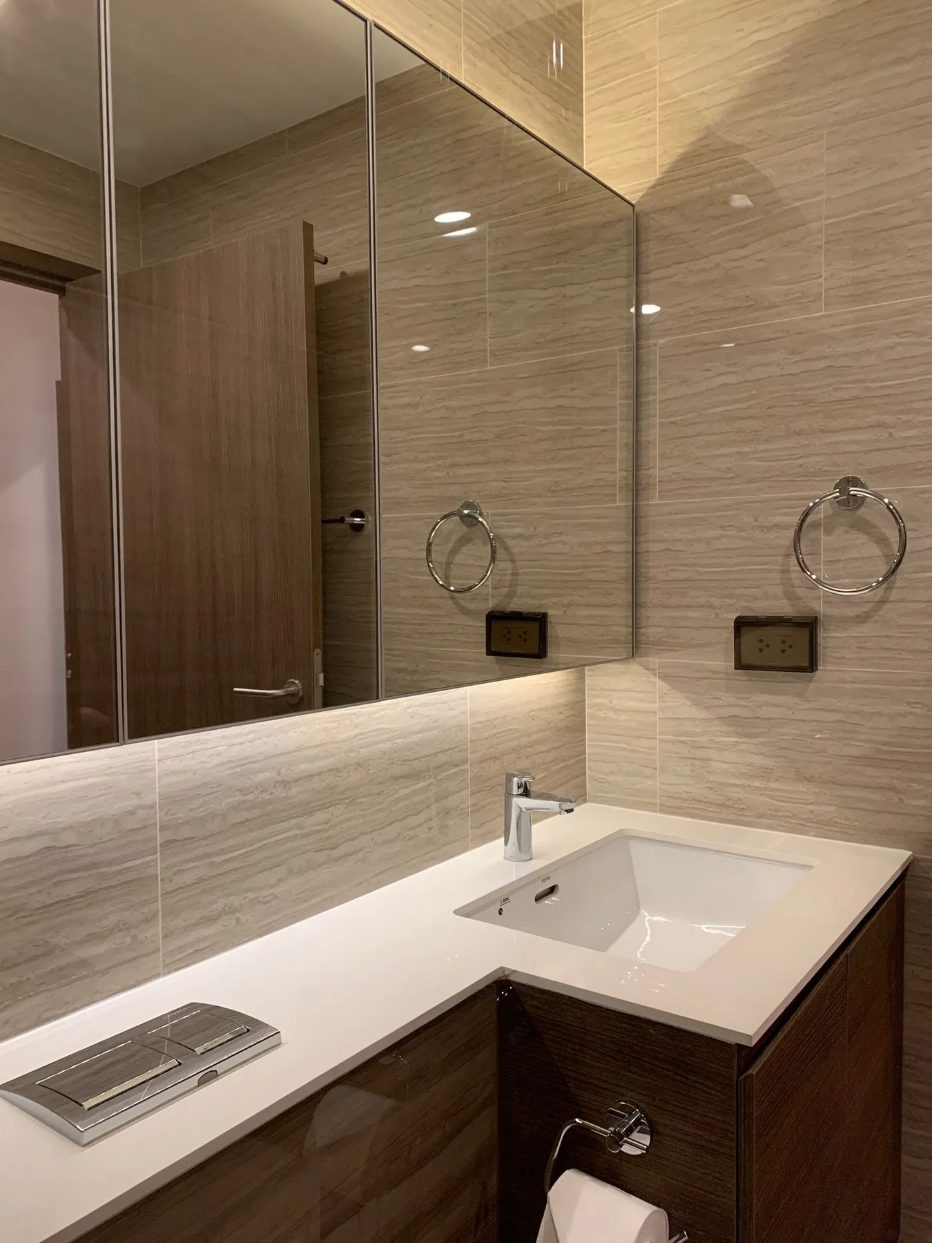 Property photos for Whizdom Essence