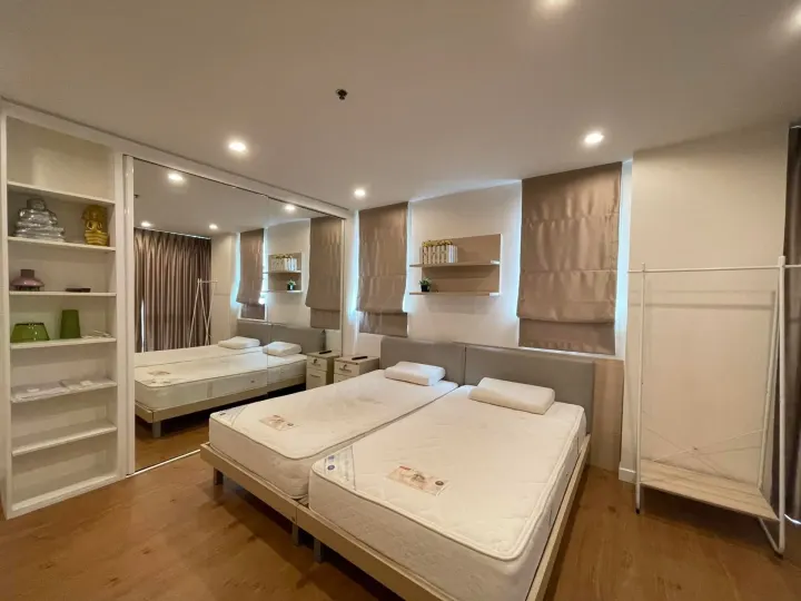 Property photos for Baan Siri Silom