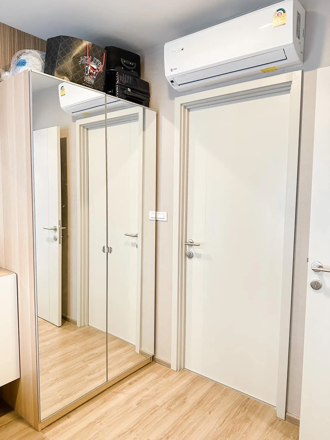 Property photos for THE BASE Sukhumvit 50