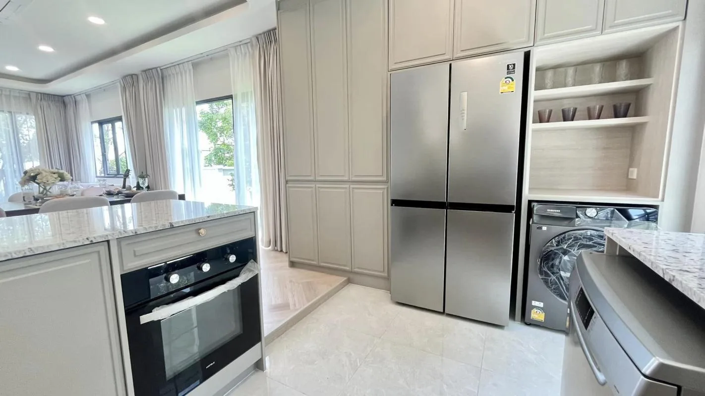 Property photos for Centro Bangna - Km.7