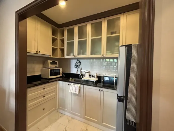 Property photos for The Reserve Kasemsan 3