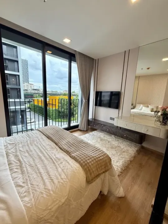 Property photos for Noble Around Ari