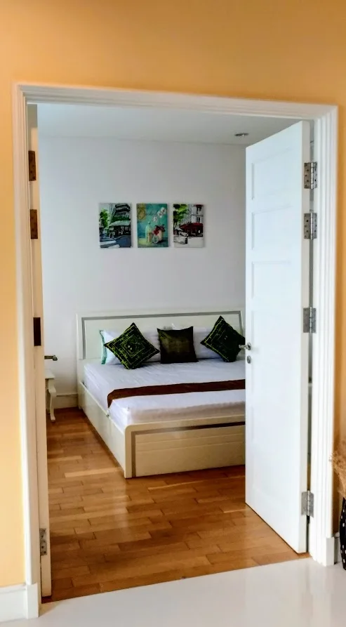Property photos for Aguston Sukhumvit 22
