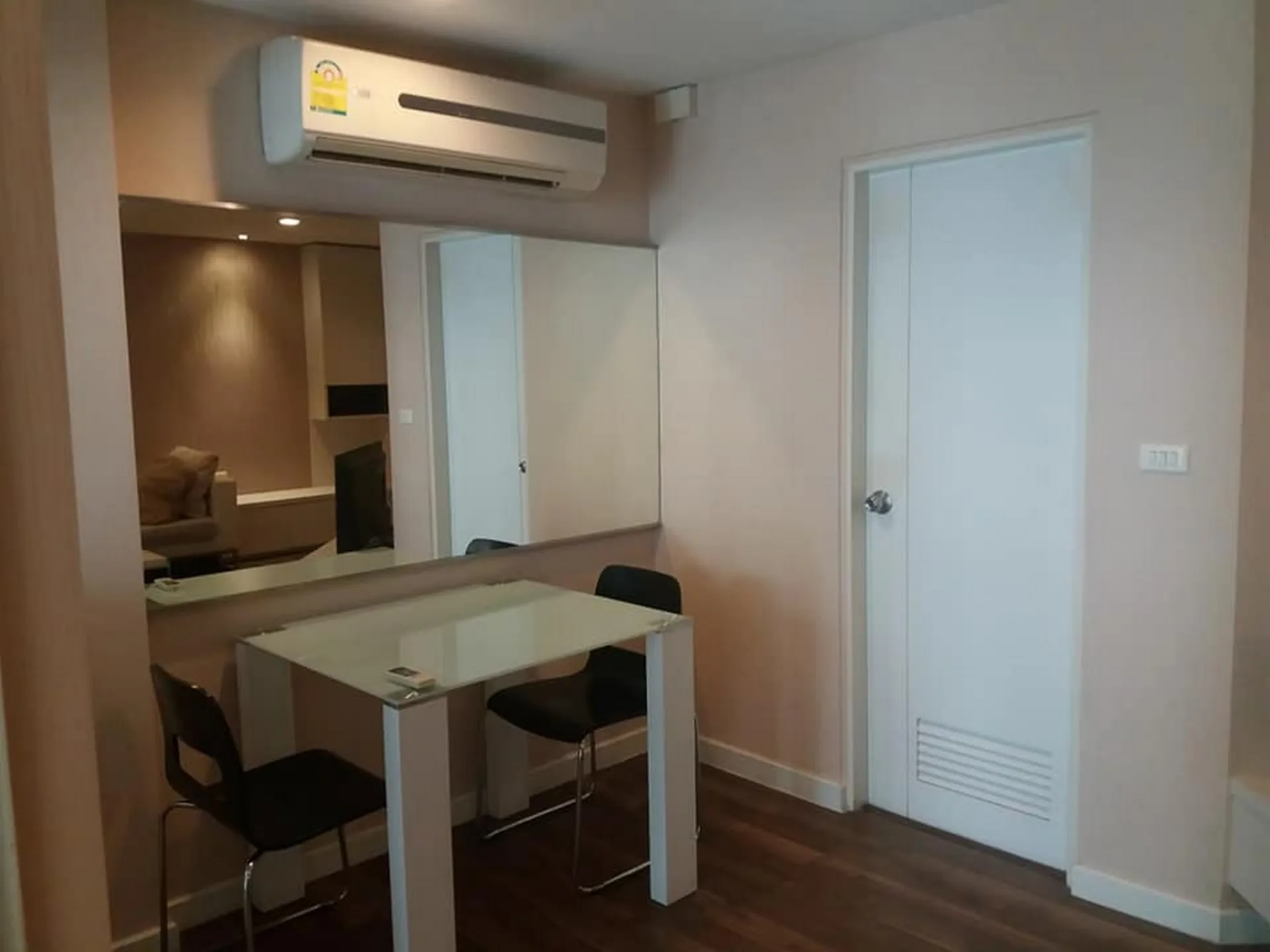 Property photos for The Room Sukhumvit 79