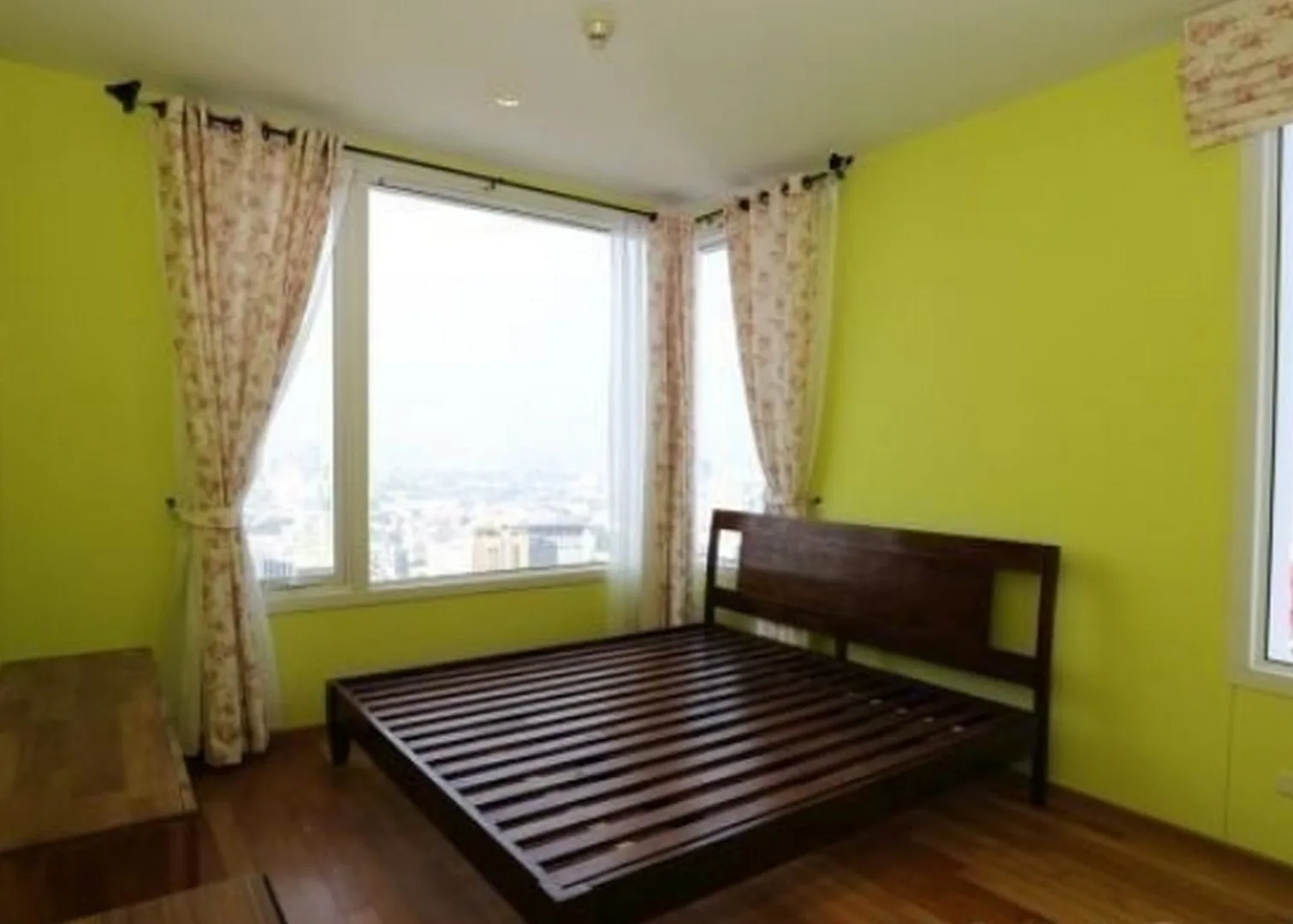 Property photos for Villa Rachatewi