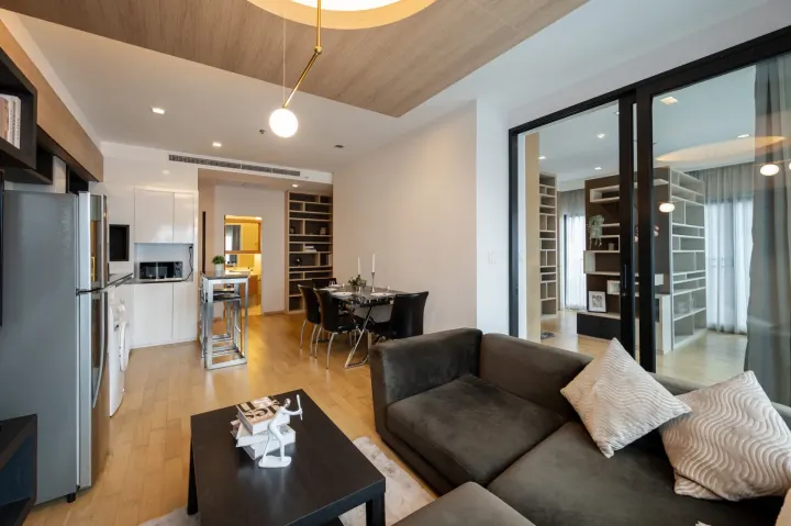 Property photos for Noble Reveal