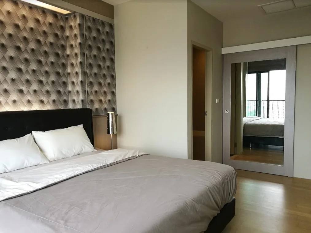 Property photos for Noble Reveal