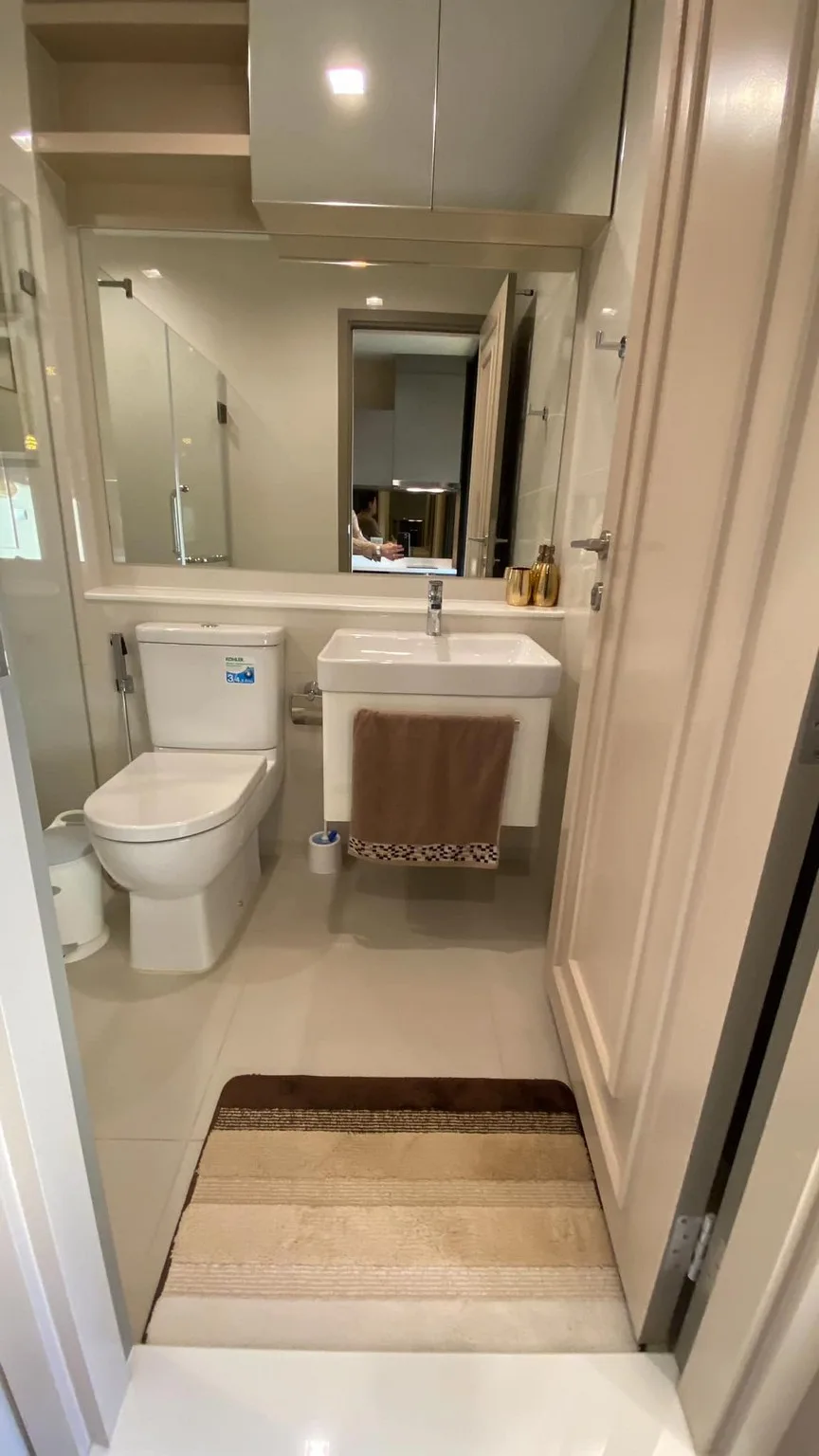 Property photos for Life Asoke Hype