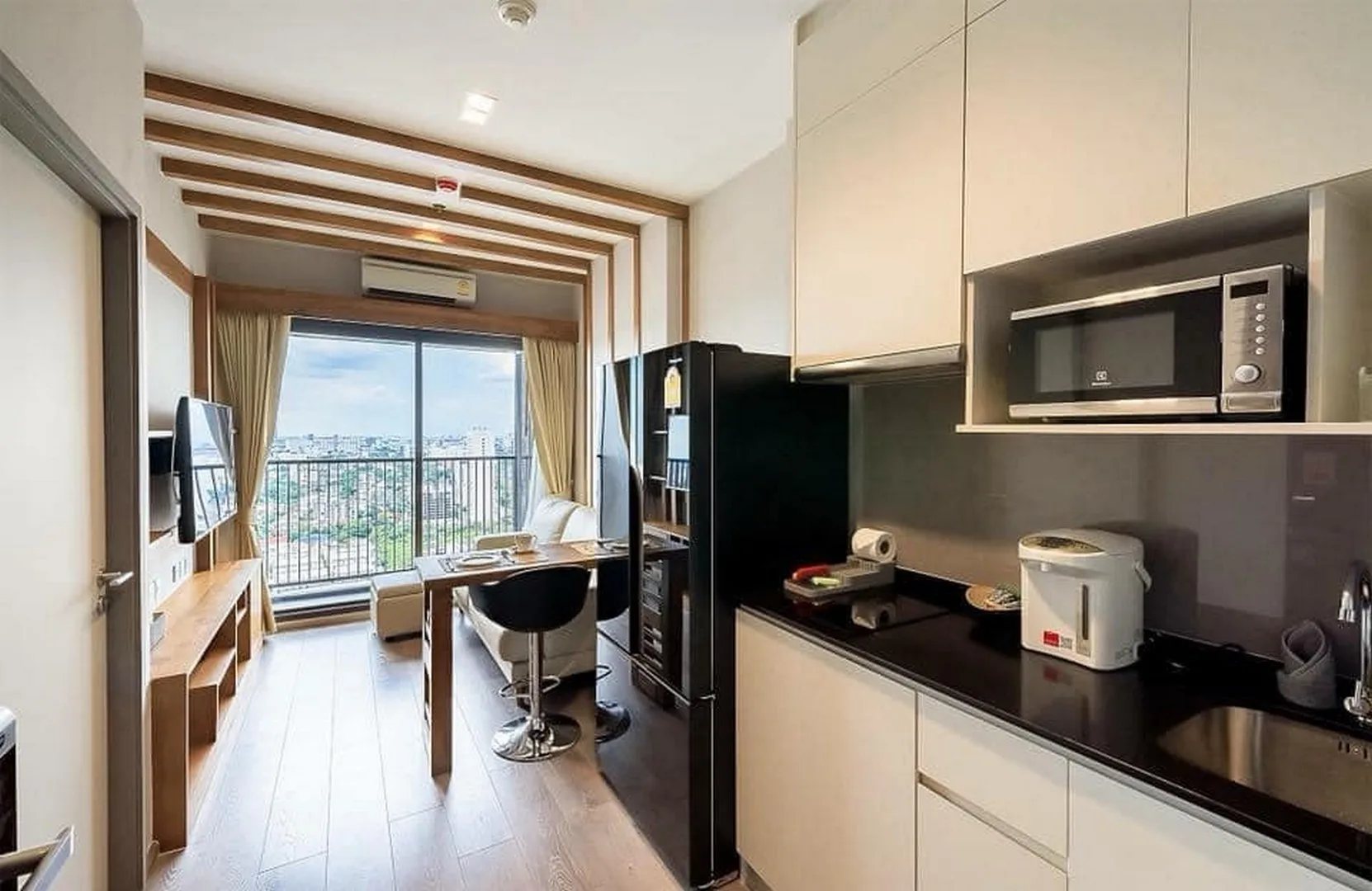 Property photos for Whizdom Avenue Ratchada - Ladprao