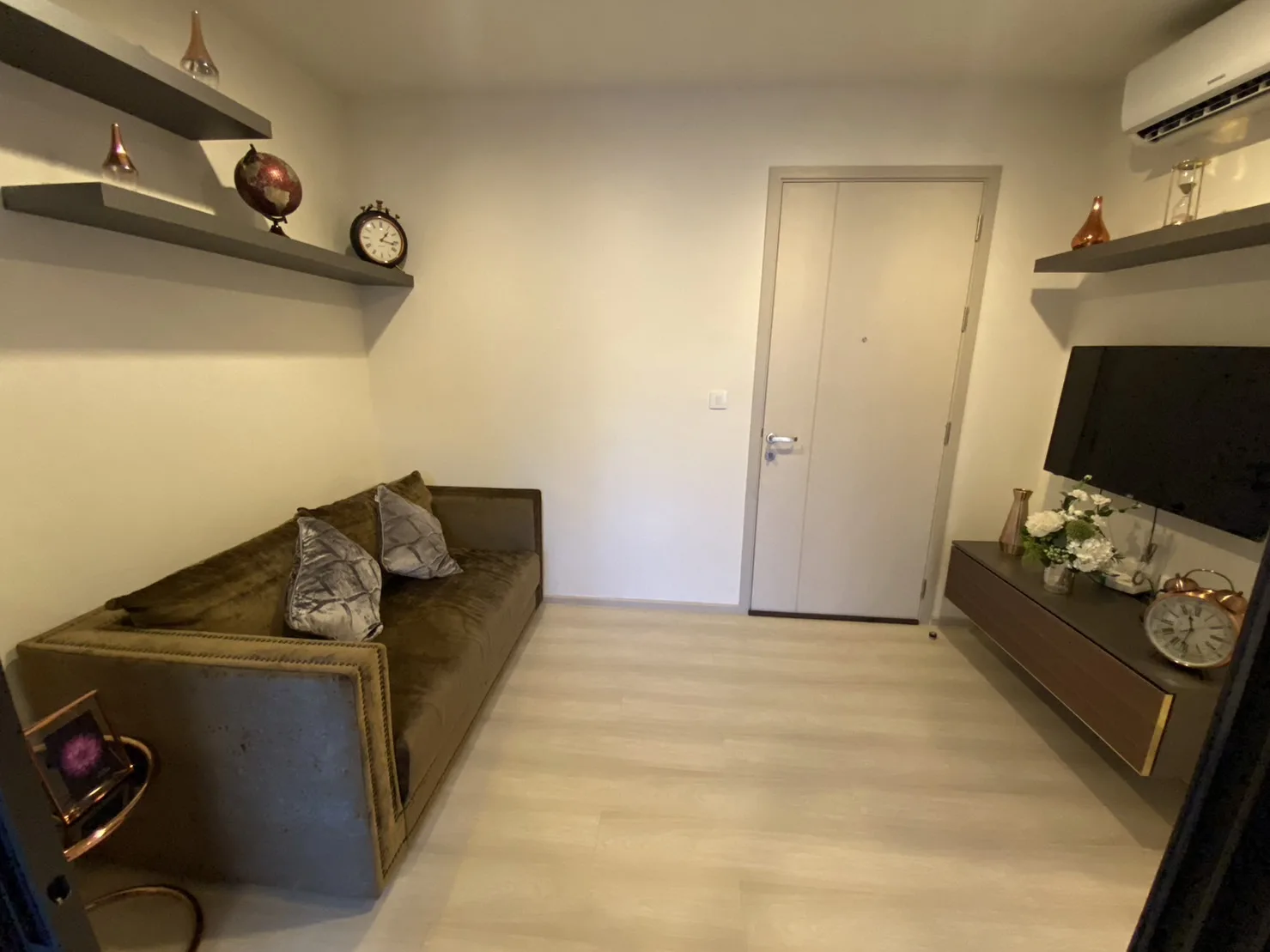 Property photos for Life Sukhumvit 48
