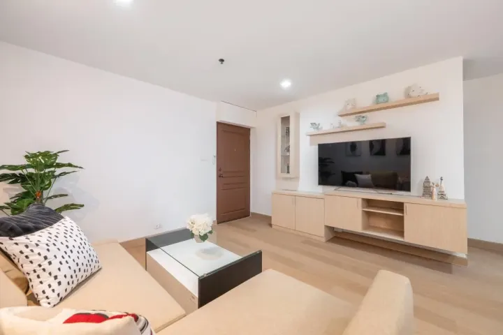 Property photos for The Waterford Diamond