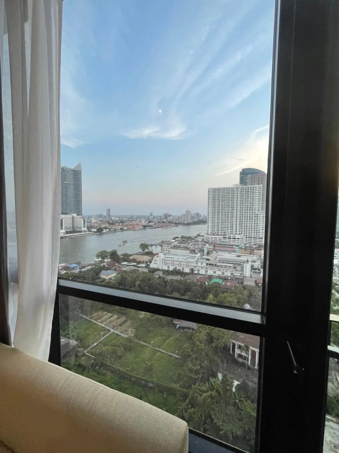 Property photos for Chapter Charoennakhorn-riverside