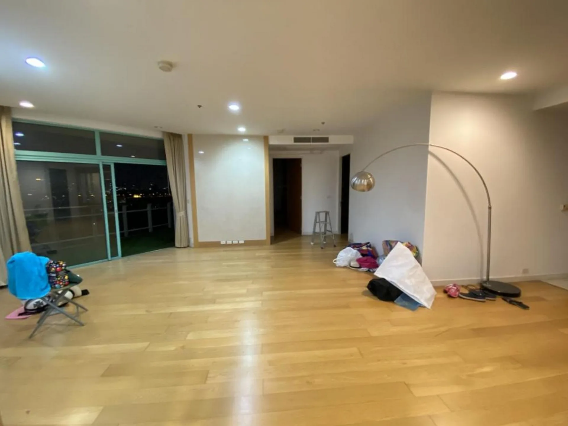 Property photos for Chatrium Residence Riverside