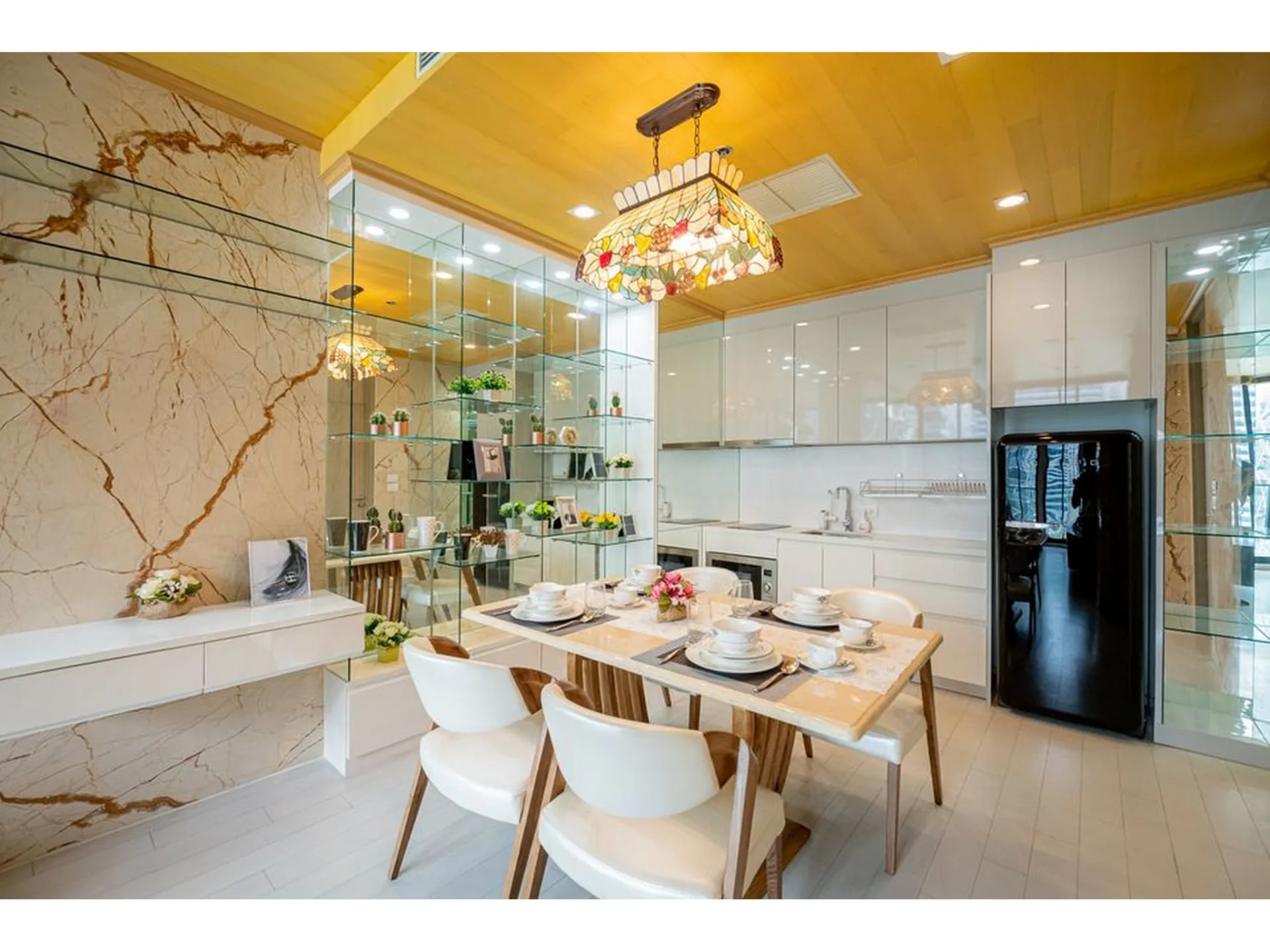 Property photos for Noble Ploenchit