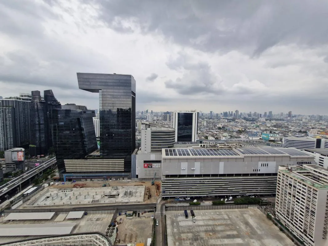 Property photos for Nue District R9