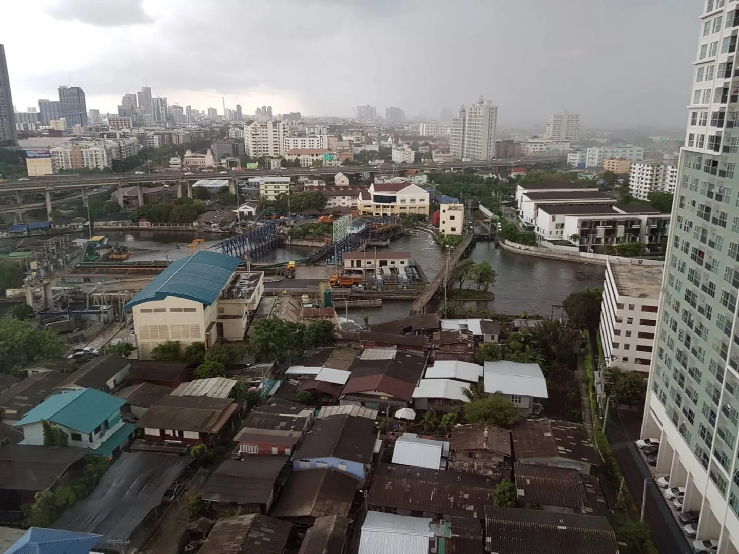 Property photos for Life Sukhumvit 48