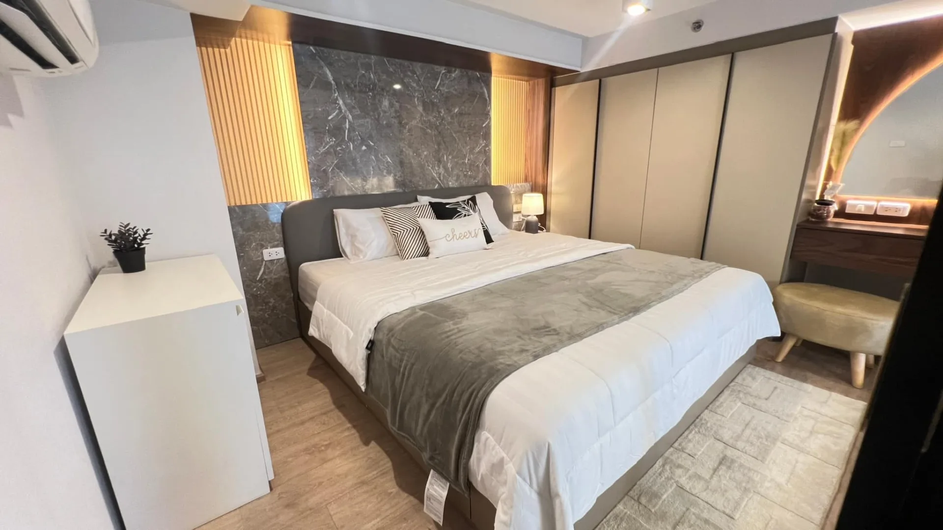 Property photos for Ideo Rama 9 - Asoke