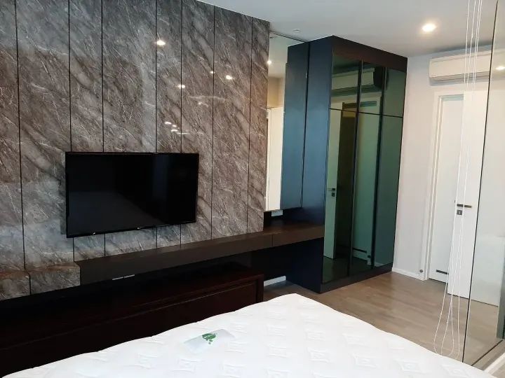 Property photos for The Room Sukhumvit 69