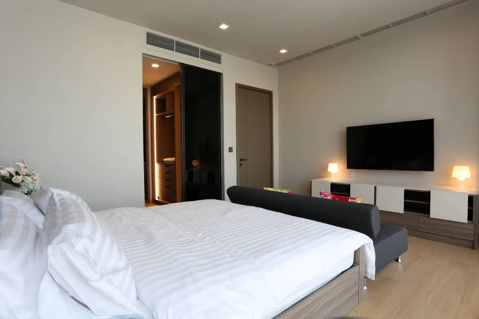 Property photos for The Monument Thong Lo