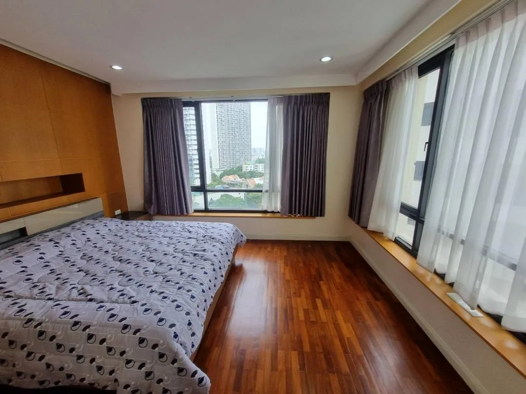 Property photos for Baan Piya Sathorn