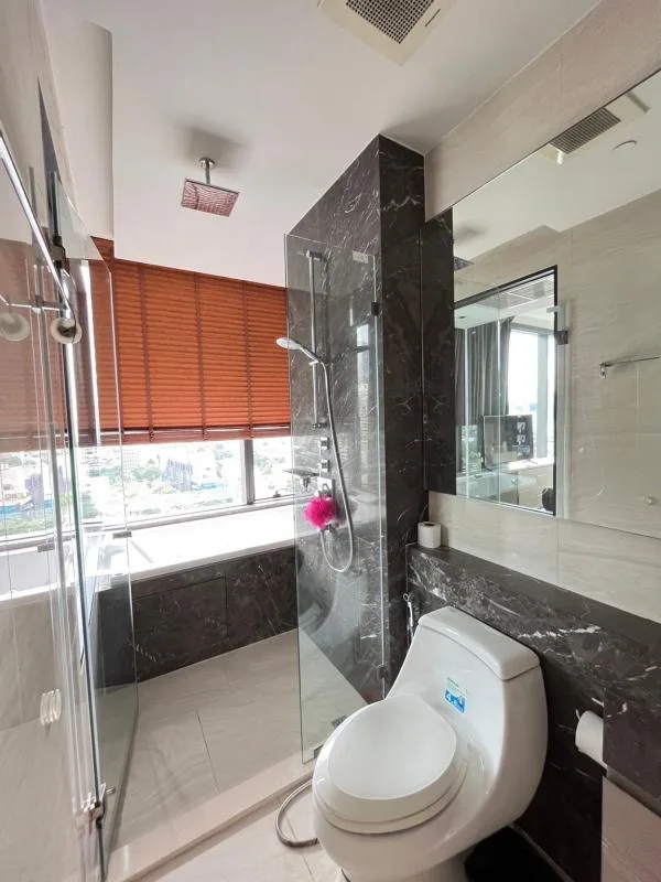 Property photos for Ashton Silom