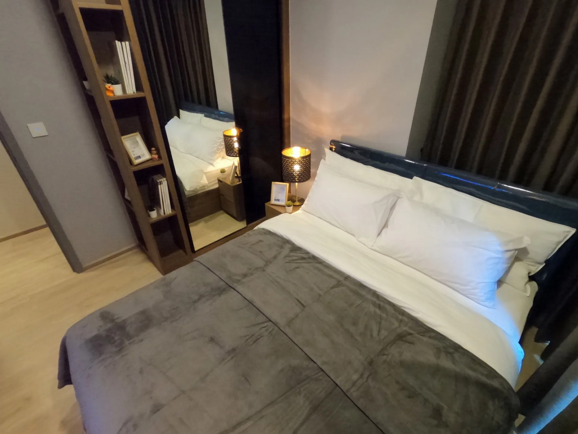 Property photos for Taka Haus Ekamai 12