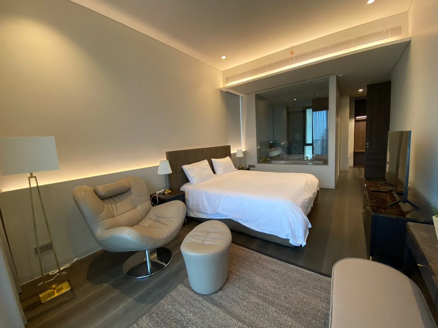 Property photos for Tela Thonglor