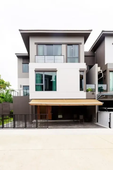 Property photos for Baan Klang Muang The Edition Bangna-Wongwaen