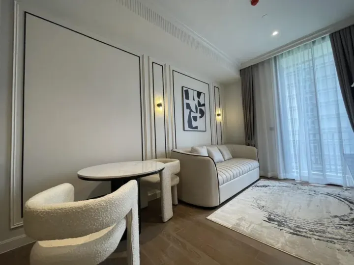 Property photos for Muniq Langsuan