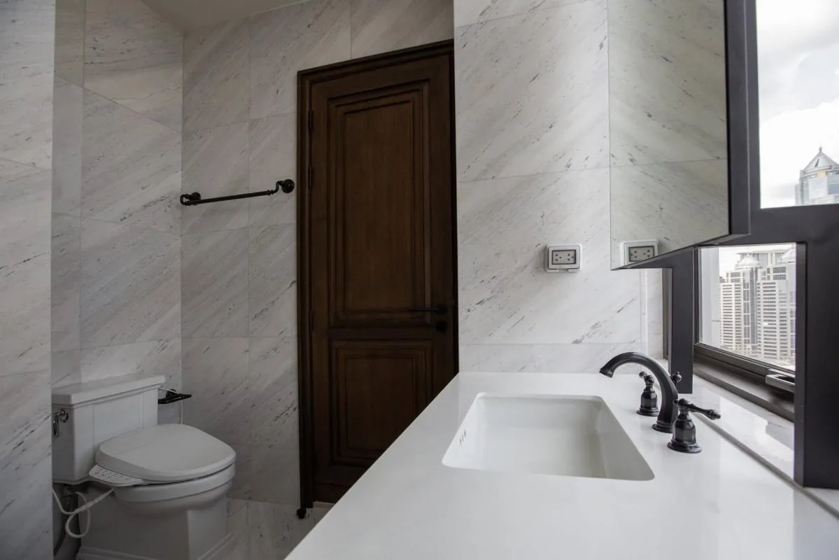 Property photos for Muniq Langsuan