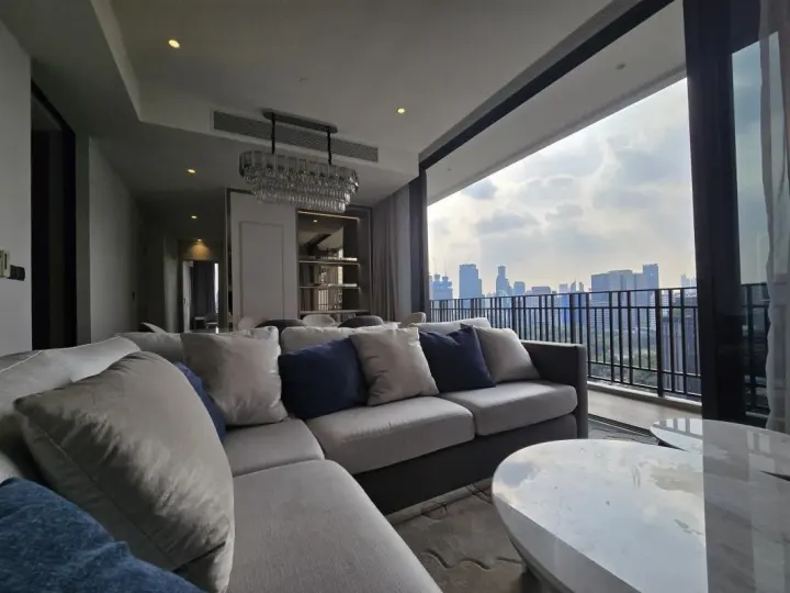 Property photos for Muniq Langsuan