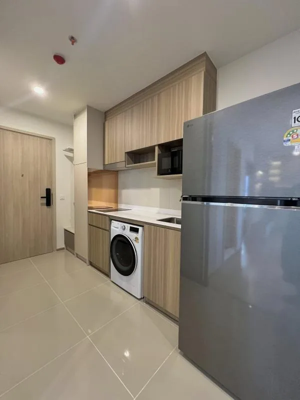Property photos for Life Rama 4 - Asoke